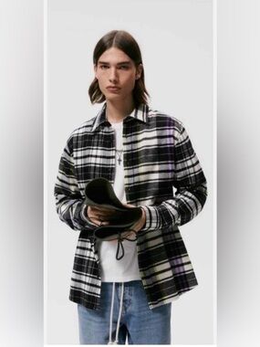 Zara MensThick Flannel Black Purple Plaid Long Sleeve Button Relaxed Fit-Large